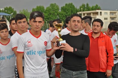 TÜGVA Liselerarası Futbol Turnuvası Sona Erdi