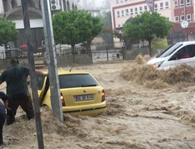 Ankara'da sel baskını!