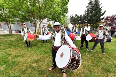 Gaziosmanpaşa'da Mesai Yapacak Olan Ramazan Davulcuları Eğitime Başladı