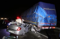 İZZET BAYSAL DEVLET HASTANESI - Tır İle Otomobil Çarpıştı Açıklaması 1 Ölü, 2 Yaralı