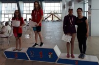 EBRAR - Yüzücüler Kırıkkale'ye Derece İle Döndü