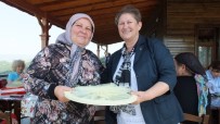 DUTLUCA - Burhaniye'de Şehit Anneleri Kahvaltıda Bir Araya Geldi