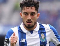 PORTO - Eski Galatasaraylı Alex Telles Chelsea'ye transfer oldu