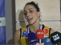 ROMANYA - Gözde Kırdar Kupayla Veda Etti