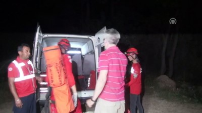 Ormanlık Alanda Kaybolan Hollandalı Turisti AKUT Ekibi Buldu