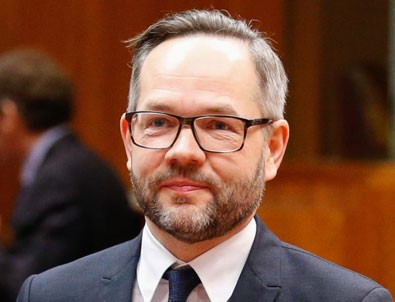 Almanya seçim öncesi algı operasyonuna başladı