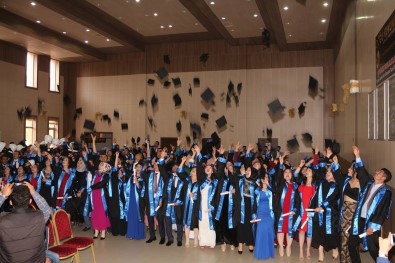 Atatürk Üniversitesi Oltu Meslek Yüksek Okulu 24. Dönem Mezunlarını Verdi
