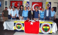 PEYAMİ SAFA - Salihli Fenerbahçeliler Derneği'nde Özcan Sezgin Güven Tazeledi