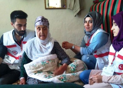 Yenişehir Belediyesi'nden Yaşlı Ve Bakıma Muhtaçlara Şefkat Eli