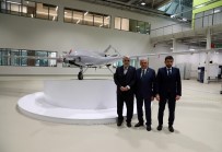 ÖZDEMİR BAYRAKTAR - Başbakan Yıldırım, İnsansız Hava Aracı Üretim Fabrikası'nı Ziyaret Etti