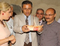 KARACAOĞLAN - Çamuru Sanata Döndürdüler