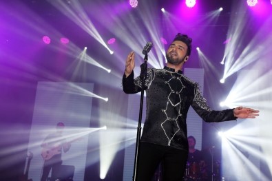 Emre Kaya'dan Özel Ceket