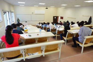 Uluslararası Öğrencilerden Düzce Üniversitesi'ne Yoğun İlgi