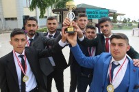 MESLEK LİSESİ - Vanlı İşitme Engelliler Türkiye Şampiyonu Oldu