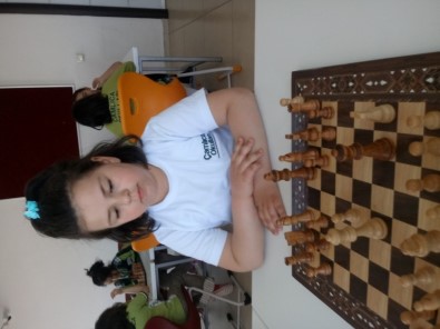 Çamlıca Okullarında Satranç Turnuvası Düzenlendi
