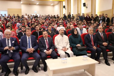 Diyanet İşleri Başkanı Erbaş Açıklaması 'Müslümanlar Arasında Mezhep Savaşları Çıkartmaya Çalışıyorlar'