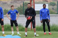 GILBERTO - Evkur Yeni Malatyaspor Kiralık Oyuncularla Anlaşma Yapmayacak
