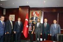 GAZIANTEP TICARET ODASı - GTO, Kick Boks Şampiyonunu Ödüllendirdi