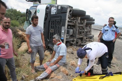 Antalya'da Beton Mikseri Kazası Açıklaması 1 Yaralı