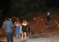 EHLİYETSİZ SÜRÜCÜ - Antalya'dan Yola Çıkan Ehliyetsiz Sürücü 320 Kilometre Sonra Marmaris'te Yakalandı