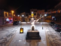 MERMERLER - Aşık Seyrani Meydanındaki Revizyon Çalışmaları Tamamlandı