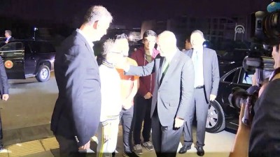 Cumhurbaşkanı Erdoğan'dan Sahurda Öğrenci Yurduna Sürpriz Ziyaret