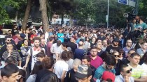 Gürcistan'da Cinayet Davasındaki Tahliye Kararına Binlerce Kişiden Protesto