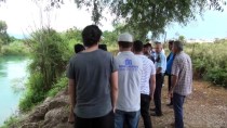 ŞELALE - Manavgat Irmağında Akıntıya Kapılan Genç Kayboldu