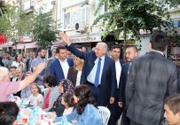 MEVLÜT UYSAL - Mevlüt Uysal Büyükçekmece'de Sokak İftarına Katıldı