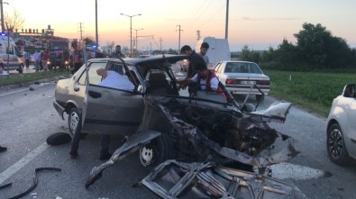 Sakarya'da İftar Saatinde Can Pazarı Açıklaması 6 Yaralı