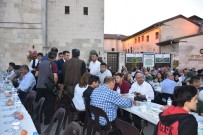 TEZAHÜR - Başkan Tahmazoğlu, Basın Mensuplarıyla İftarını Açtı