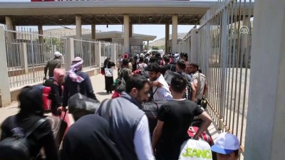 Suriyelilerin Cilvegözü Sınır Kapısı'ndan Çıkışları Sürüyor