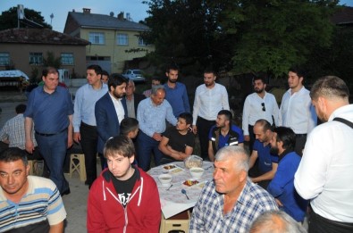 Akşehir'de Mahalle İftarları Sürüyor