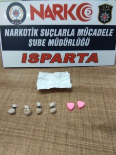 Antalya'dan Isparta'ya Gelen Yolcu Otobüsünde Uyuşturucu Ele Geçirildi