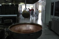 İFTAR YEMEĞİ - Esenyurt'tta İftar Paketleri Ramazan Boyunca Evlere Servis Edildi