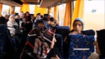 ESRA ŞAHIN - Fransa'da Türk Seçmenler Oy İçin Otobüsle 600 Kilometre Yol Katettiler