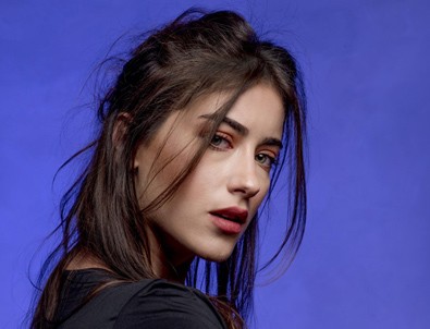 Hazal Kaya'dan Türk Hava Yolları'na tepki