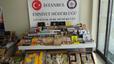 İstanbul'da Puro Ve Sigara Operasyonu Açıklaması 23 Bin 423 Paket Puro Ve Sigara Ele Geçirildi