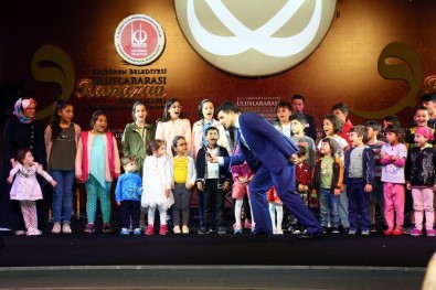 Kadir Gecesi'nde Eller Semaya Açıldı