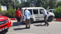 TEDAŞ - Siirt'te Trafik Kazası Açıklaması 2 Yaralı