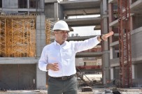 ADEM MURAT YÜCEL - Yücel Açıklaması 'Yeni Belediye Binası Yüzde 60 Tamamlandı'