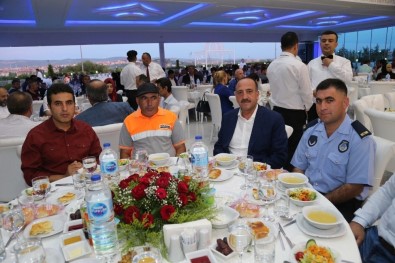 Başkan Duruay, Belediye Personeli İle İftar Sofrasında Buluştu