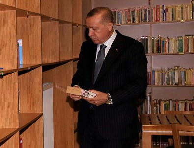 Erdoğan'dan Tiryakizade Kıraathanesi'ne Ziyaret