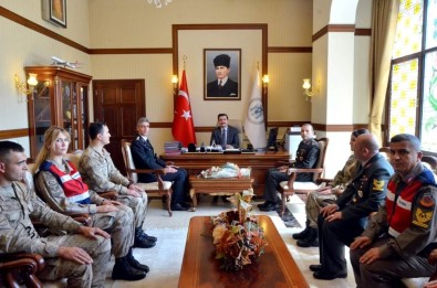 Erzincan İl Jandarma Komutanı Aksoylu'dan Vali Aslantaş'a Ziyaret