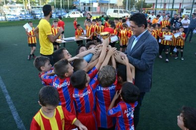 Aliağa Göztepe Futbol Okulu'ndan Birinci Yıla Özel Turnuva