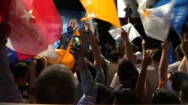 Bakan Soylu, Sarıyer'de Vatandaşlara Hitap Etti