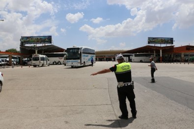 Bayram Seferine Çıkan Otobüs Şoförlerine Polis Tembihi