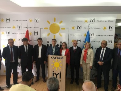 Halaçoğlu Açıklaması 'Kimseye Dargınlığımız Ve Kırgınlığımız Yok'
