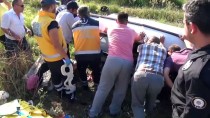 Burdur'da Otomobil Şarampole Devrildi Açıklaması 1 Ölü, 2 Yaralı Haberi