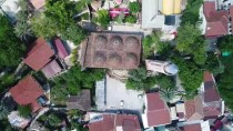YABANCI KADIN - 8 Asırlık 'Yivli Minare Camisi'ne Turist İlgisi